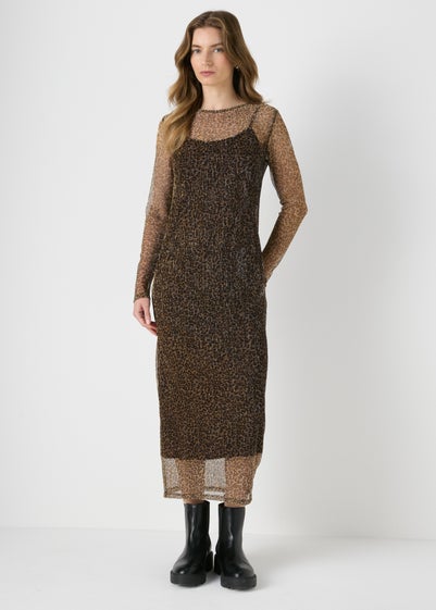 Papaya Petite Brown Animal Plisse Midi Dress