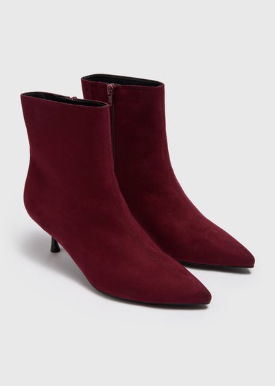 Burgundy Point Low Heel Boots