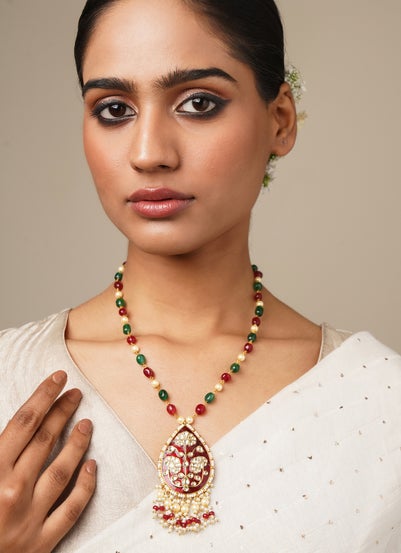 Women Gold Tone Kundan Necklace