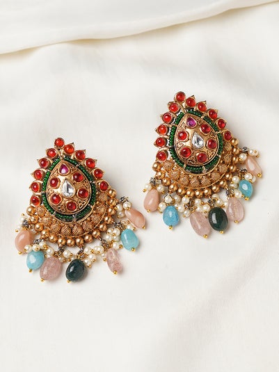 Women Gold Tone Earring With Kundan