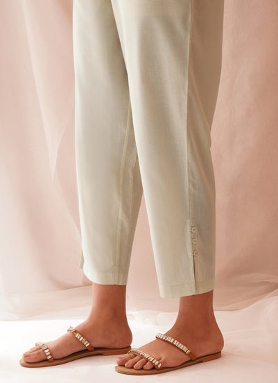 Women Off White_Cream Cotton Solid Ankle Length Straight Fit Pant - XS