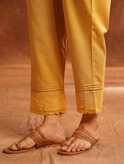 Women Yellow Cotton Ankle Length Straight Fit Pant - XS