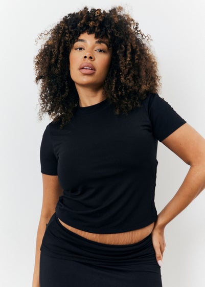 In The Style Black Crewneck T-Shirt