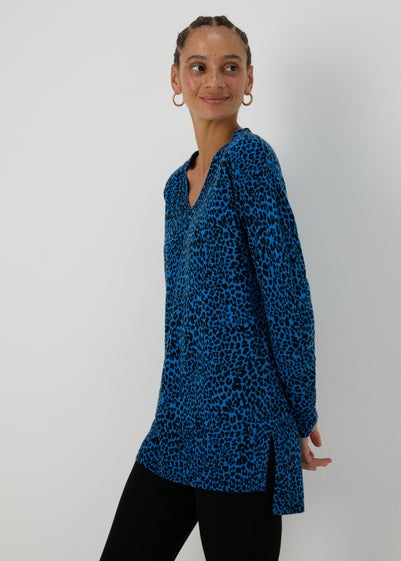 Blue Leopard Print V-Neck Jumper