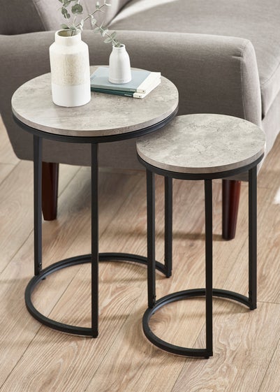 Julian Bowen Black Staten Round Nesting Side Tables (55 x 40 x 40cm)