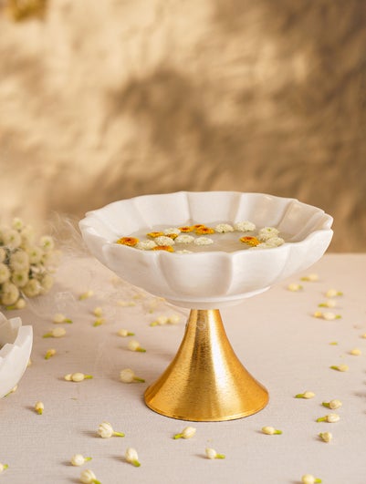 White Marble Bowl With Aluminium Stand