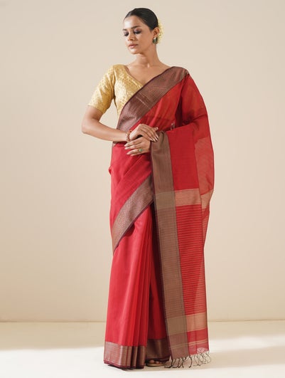 Naitri Women Red Maheshwari Silk Solid Saree