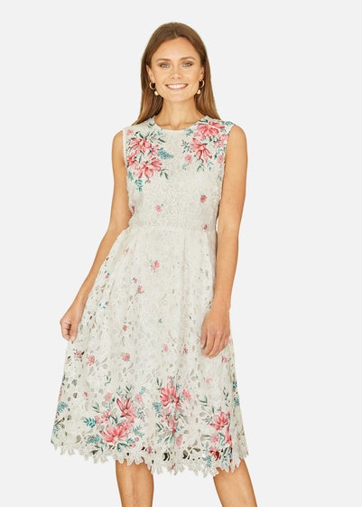 Yumi White And Pink Floral Border Lace Dress