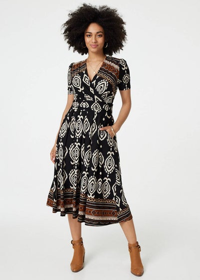 Izabel London Black/White Printed 1/2 Sleeve Pleated Wrap Dress