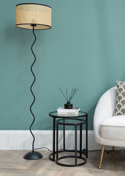 ValueLights Wiggle Black Metal Floor Lamp Cane Shade (152cm x 35cm)