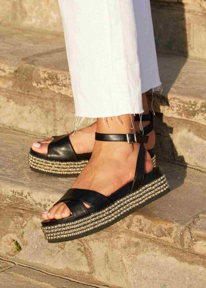 Linzi Fiesta Black Faux Leather Crossover Flatform Sandal