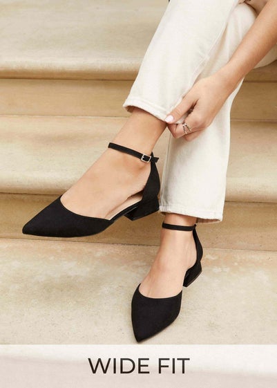 Linzi Dolly Wide Fit Black Faux Suede Low Block Court Heel