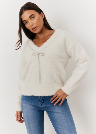 In The Style White Embellished Bow Jumper