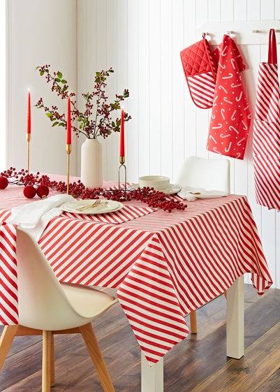 Catherine Lansfield Christmas Candy Cane Cotton Table Cloth