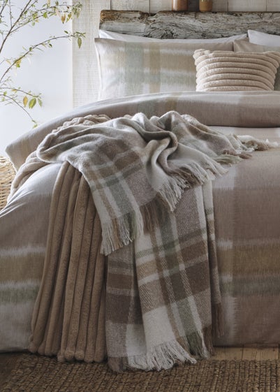 Appletree Hygge Verbier Natural Faux Mohair Bedspread