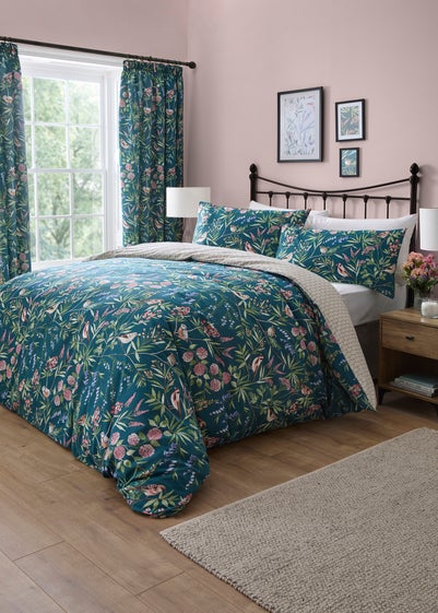 Dreams & Drapes Design Caraway Green Reversible Duvet Cover Set