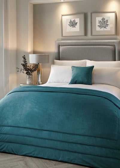 Laurence Llewelyn-Bowen Chic Teal Velvet Bedspread