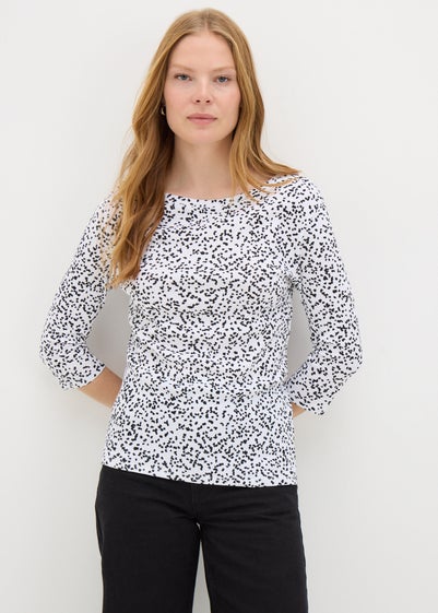 White Abstract 3/4 Sleeve Top