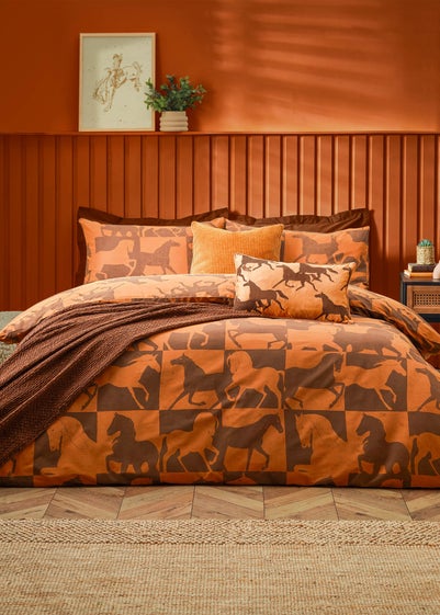 furn. Tan Herve Reversible Duvet Cover Set