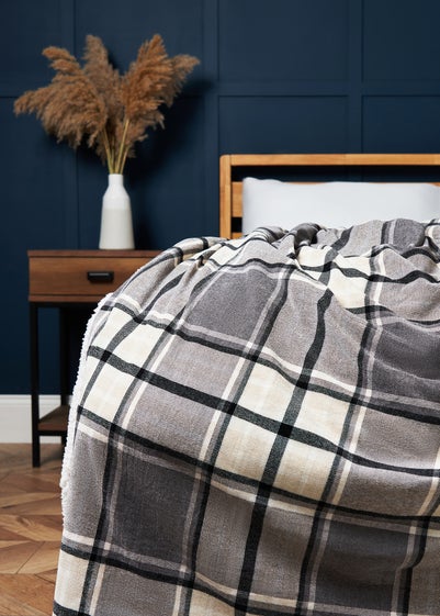 BHS Luxury Warm Grey Check Throw With Faux-Shearling (130x150cm)