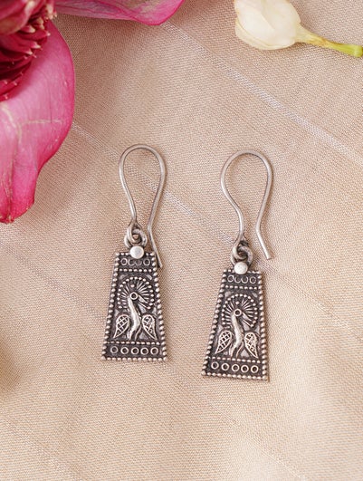 women Silver Silver Hook No Stone Drop Earrings