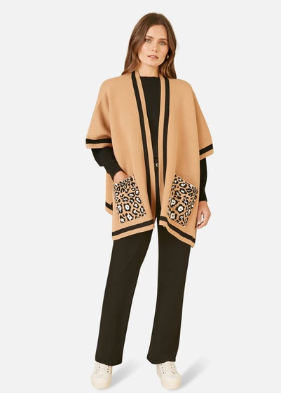 Mela Camel Leopard Print Pocket Knitted Cape