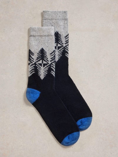 Socken mit Waldmotiv