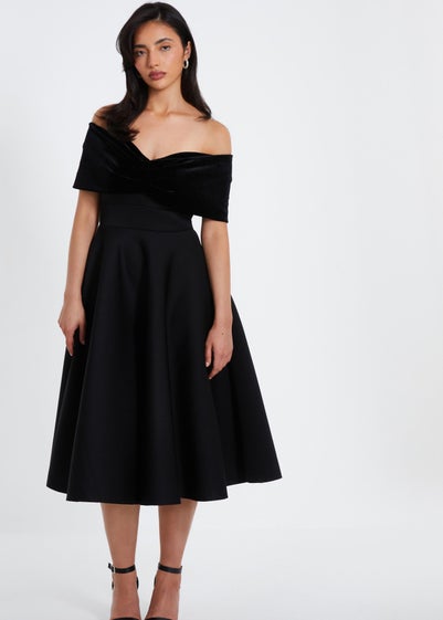 Quiz Black Velvet Neckline Skater Dress