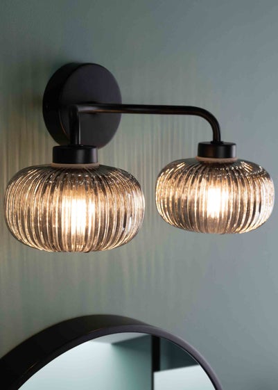 ValueLights Amaia Polished Black Wall Light with Clear Globe Shade