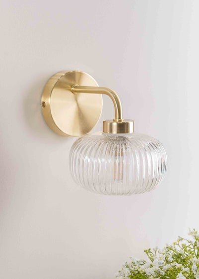 ValueLights Amaia Brushed Gold Wall Light with Clear Globe Shade