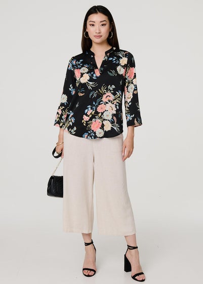 Izabel London Black Floral Print V-Neck Blouse