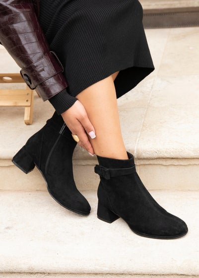 Linzi Sable Black Faux Suede Block Heeled Ankle Boot