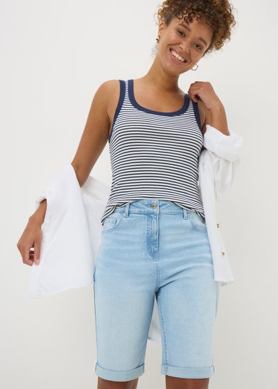 Lightwash Knee Length Shorts