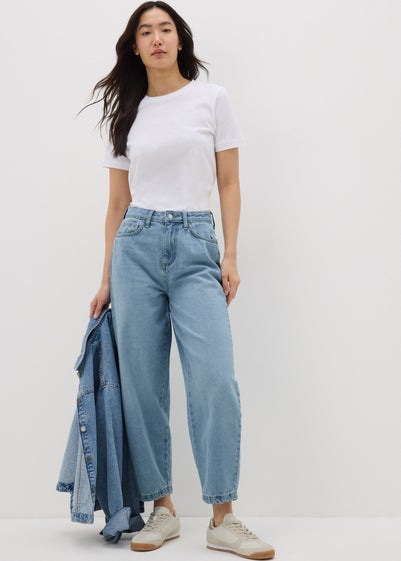 Papaya Petite Blue Light Wash Barrel Leg Jeans