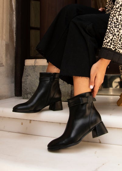 Linzi Sable Black Faux Leather Block Heeled Ankle Boot