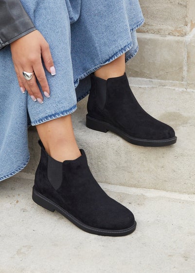 Linzi Fauna Wide Fit Black Faux Suede Classic Chelsea Boot