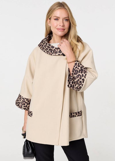 Izabel London White Animal Print Trim Cape Coat