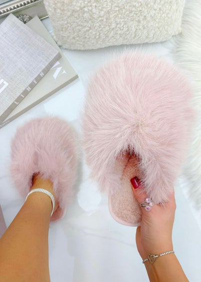 Love Lemonade Pink Ultimate Cosy Fluffy Slippers