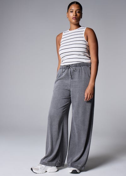 Women's Grey Comfort Jeans