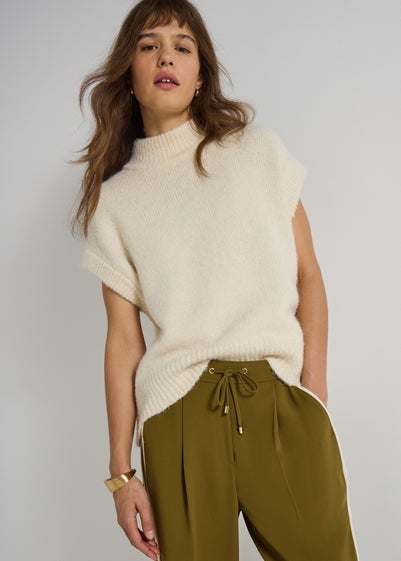 Et Vous Cream Knitted High Neck Vest