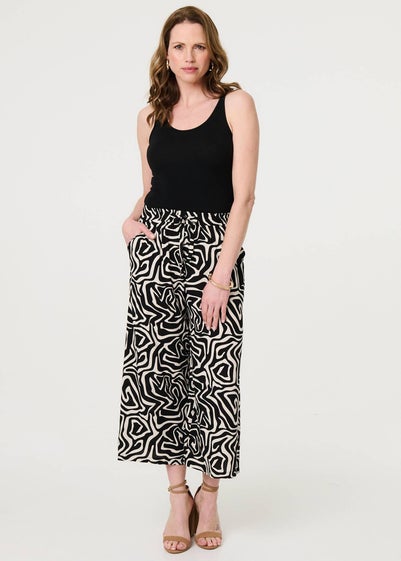 Izabel London Black Geo Print Tie Waist Wide Leg Cropped Trousers