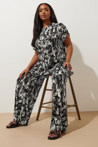 Yours Curve Black Abstract Print Plisse Wide Leg Trousers