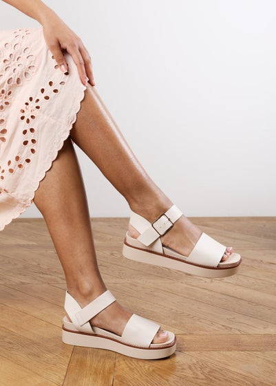 Where's That From Cream PU Teresa Footbed Flatform Sandals