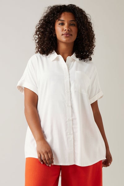 EVANS Curve White Dipped Hem Shirt
