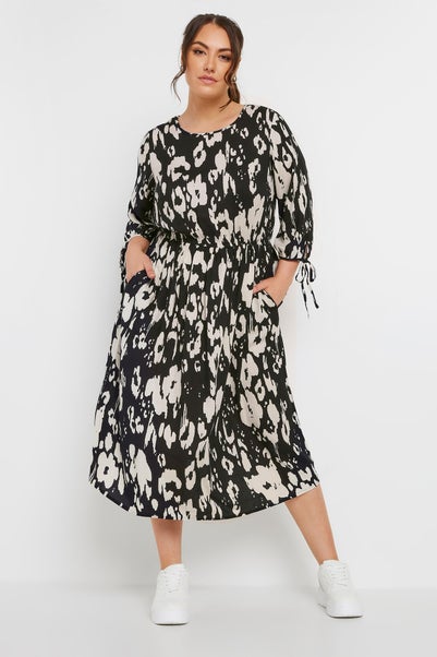 Yours Curve Black & White Leopard Print Midaxi Dress