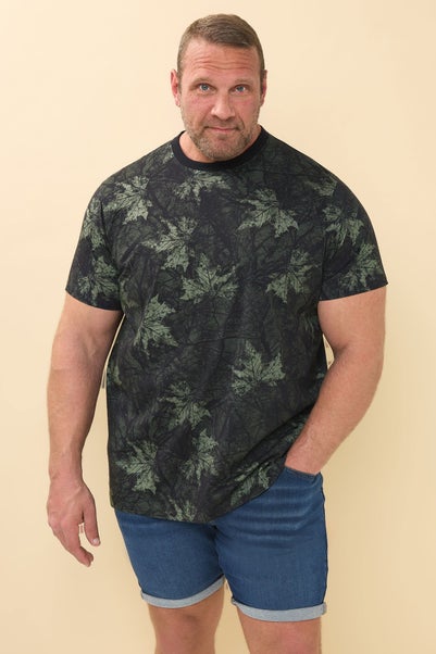 BadRhino Big & Tall Green Leaf Camouflage T-Shirt