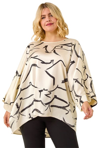 Roman Ivory Curve Mono Print Longline Top