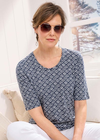 Cotton Traders Navy 1/2 Sleeve Printed Scoop Neck Top