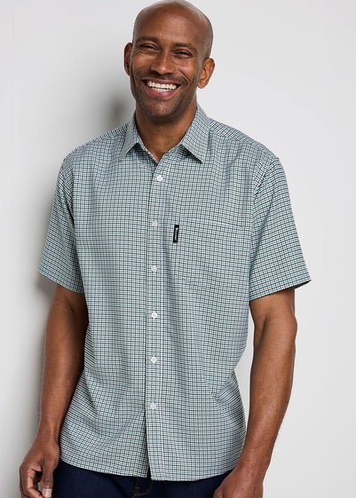 Cotton Traders Fresh Pear Guinness TM 1/2 Short Sleeve Soft Touch Gingham Shirt