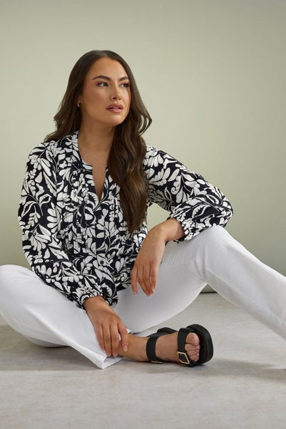 Evans Curve Black Floral Print Pintuck Blouse